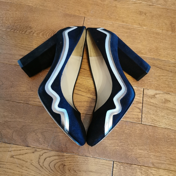 L.K. Bennett made in Spain black suede pump - Picture 6 of 7